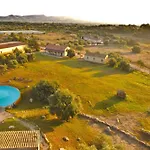 Loft In With Pool 24h 1500 Meters From The Sea Apartmán *