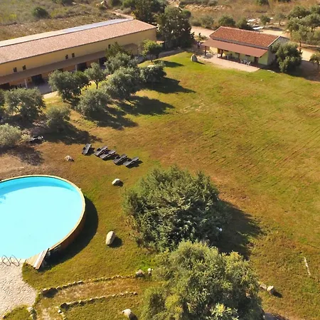 Appartement Loft In With Pool 24h 1500 Meters From The Sea Badesi