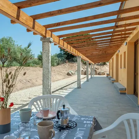 Appartement Loft In With Pool 24h 1500 Meters From The Sea Badesi
